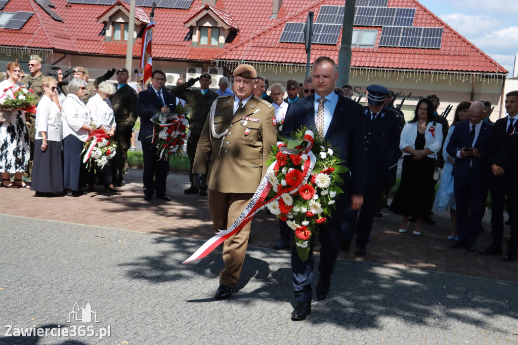 Fotorelacja I: Powiatowe Obchody Święta Wojska Polskiego w Porębie