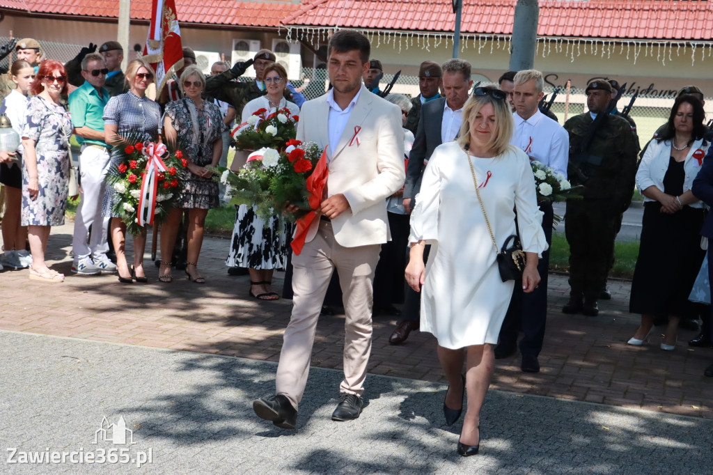 Fotorelacja I: Powiatowe Obchody Święta Wojska Polskiego w Porębie