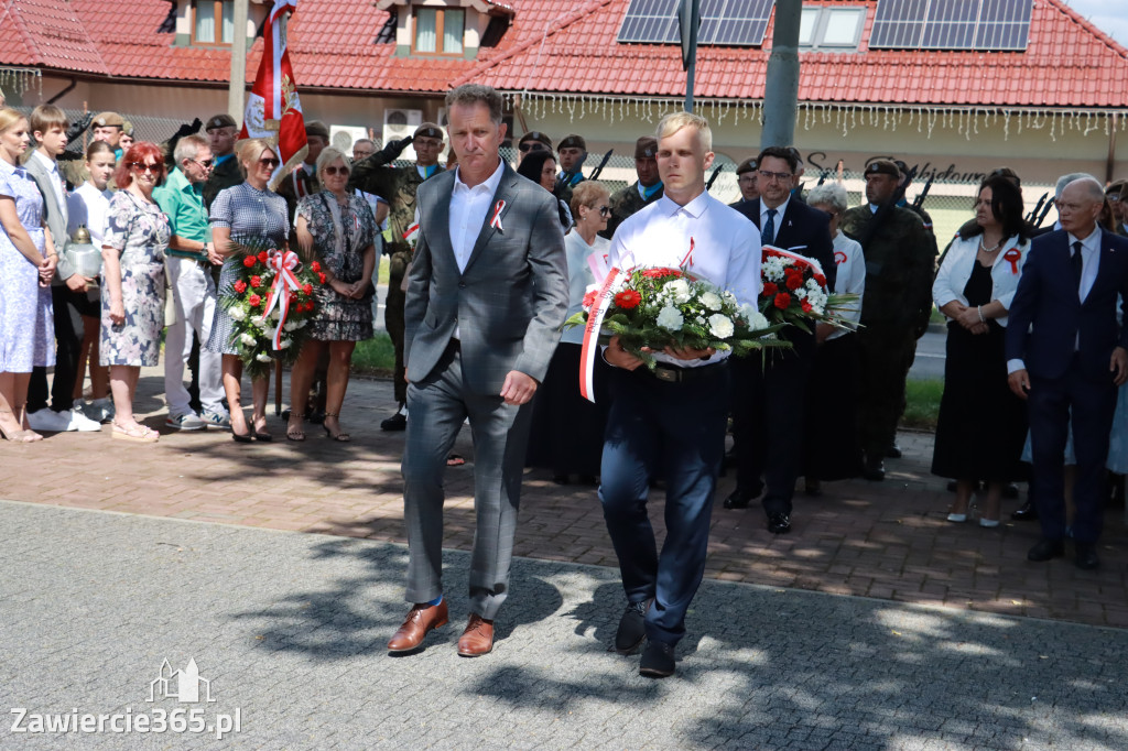 Fotorelacja I: Powiatowe Obchody Święta Wojska Polskiego w Porębie