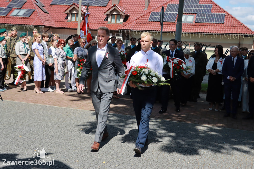 Fotorelacja I: Powiatowe Obchody Święta Wojska Polskiego w Porębie