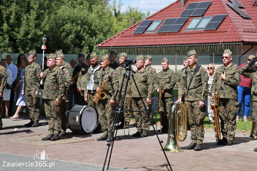 Fotorelacja I: Powiatowe Obchody Święta Wojska Polskiego w Porębie