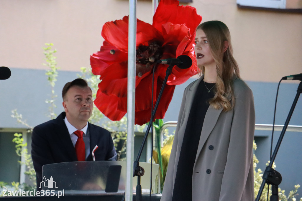 Fotorelacja II: Powiatowe Obchody Święta Wojska Polskiego w Porębie