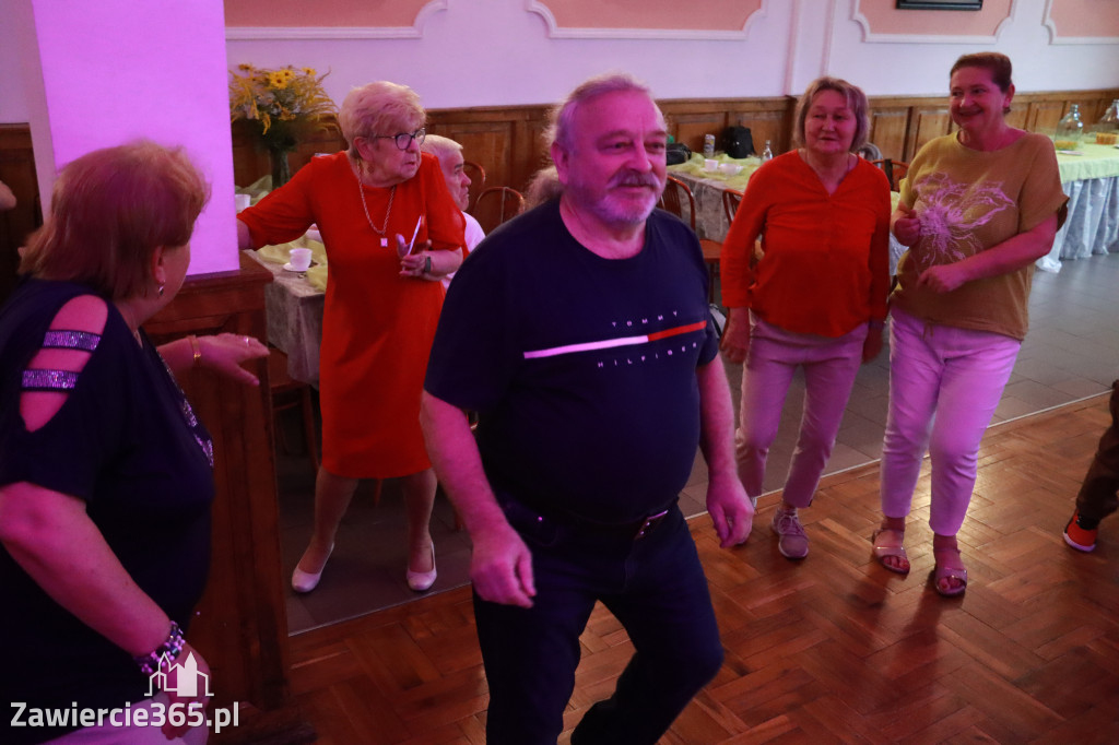 Fotorelacja: Pałacykowy Fajf - Potańcówka w Pałacyku nad Wartą w Zawierciu Kromołowie