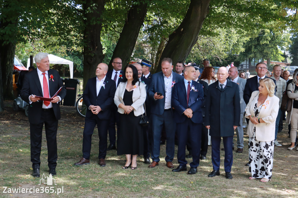 Fotorelacja I: GMINNE ŚWIĘTO PLONÓW część oficjalna. Irządze 2025!
