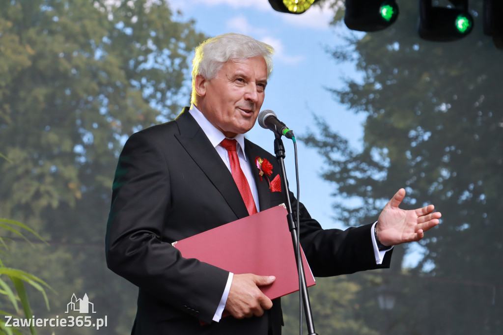Fotorelacja I: GMINNE ŚWIĘTO PLONÓW część oficjalna. Irządze 2025!