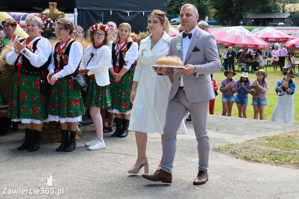 Fotorelacja I: GMINNE ŚWIĘTO PLONÓW część oficjalna. Irządze 2025!
