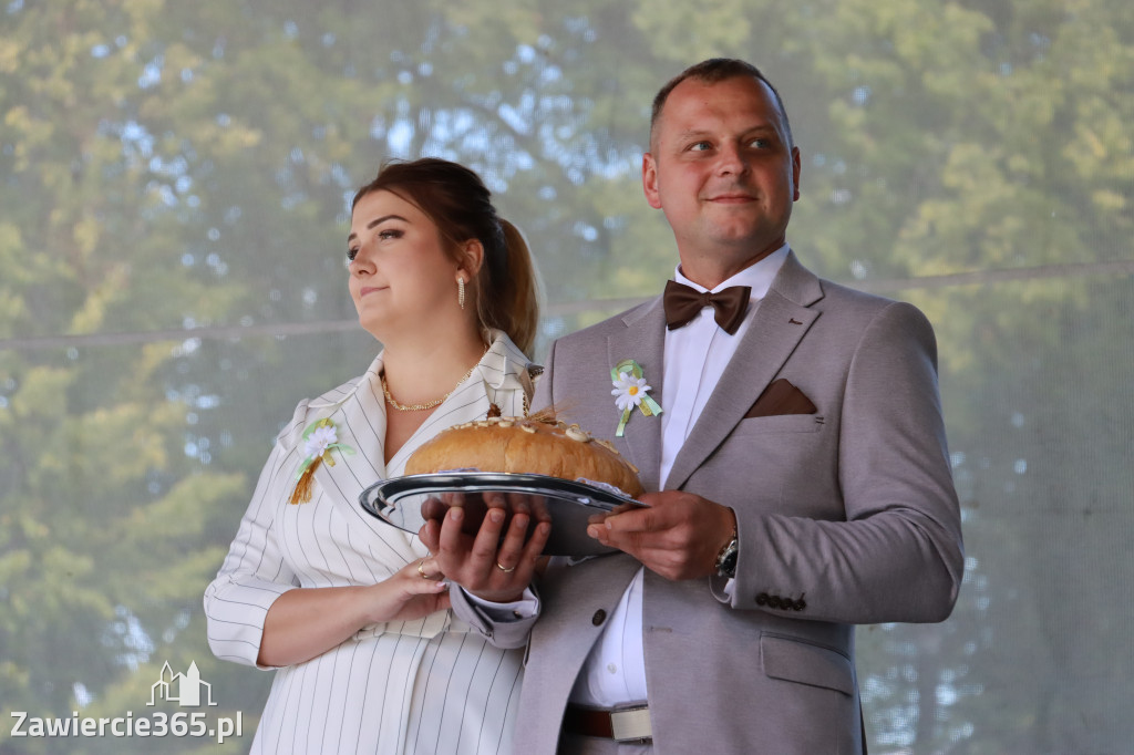 Fotorelacja I: GMINNE ŚWIĘTO PLONÓW część oficjalna. Irządze 2025!