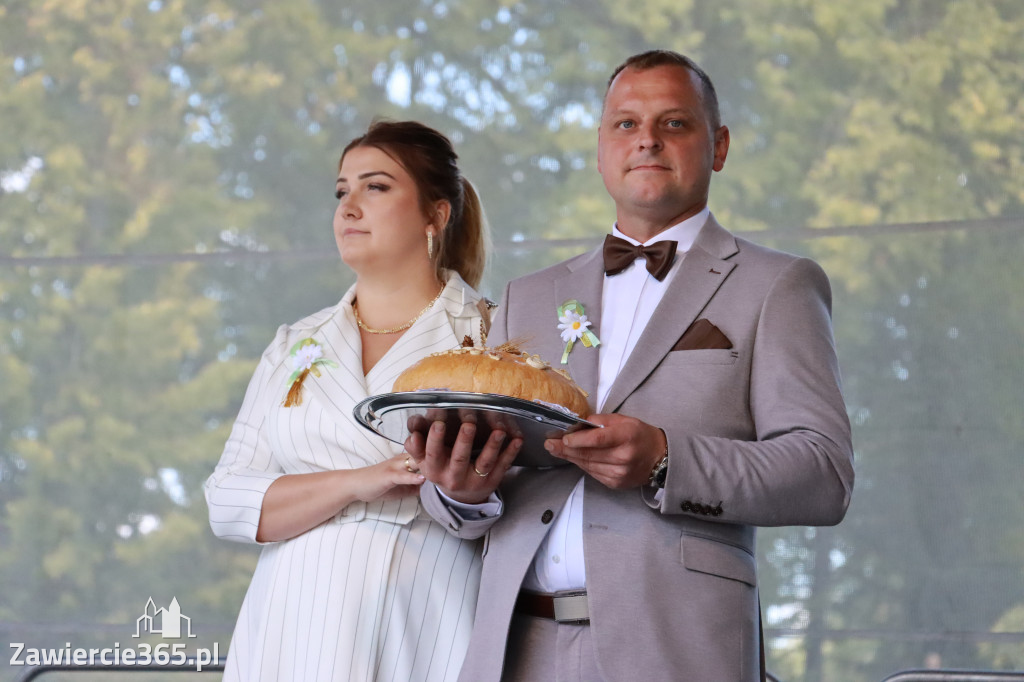 Fotorelacja I: GMINNE ŚWIĘTO PLONÓW część oficjalna. Irządze 2025!