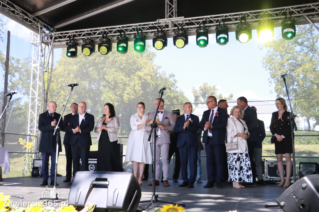 Fotorelacja I: GMINNE ŚWIĘTO PLONÓW część oficjalna. Irządze 2025!