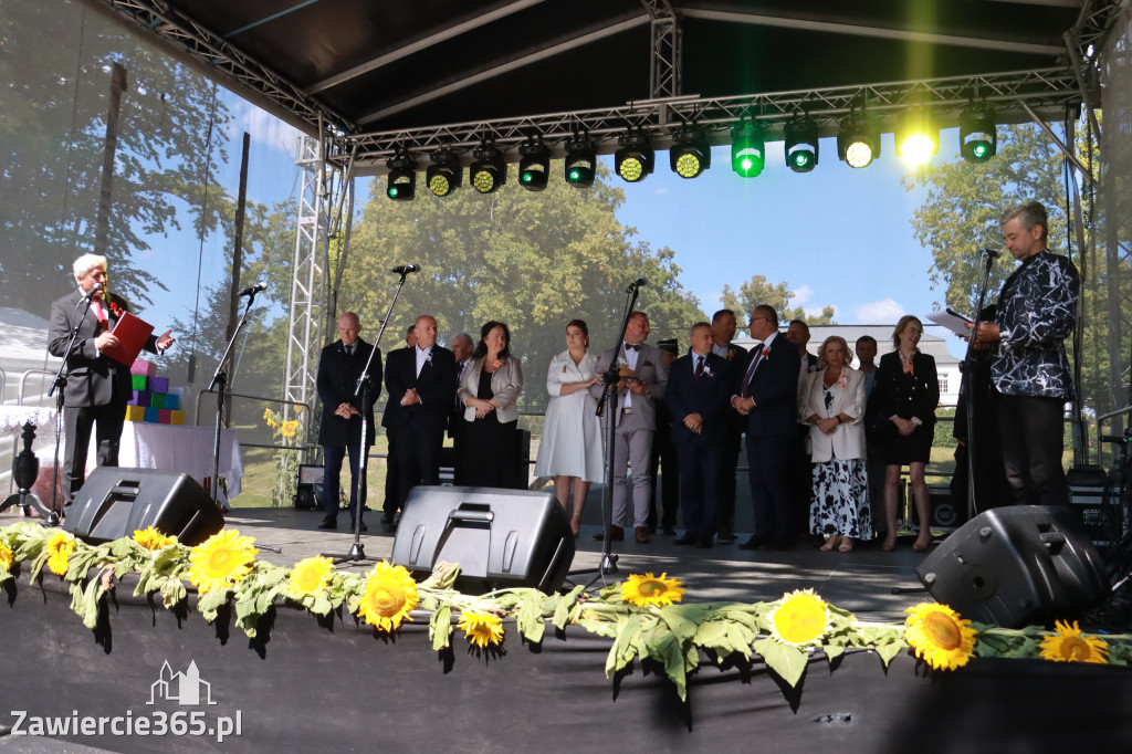 Fotorelacja I: GMINNE ŚWIĘTO PLONÓW część oficjalna. Irządze 2025!
