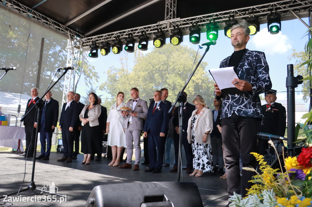 Fotorelacja I: GMINNE ŚWIĘTO PLONÓW część oficjalna. Irządze 2025!