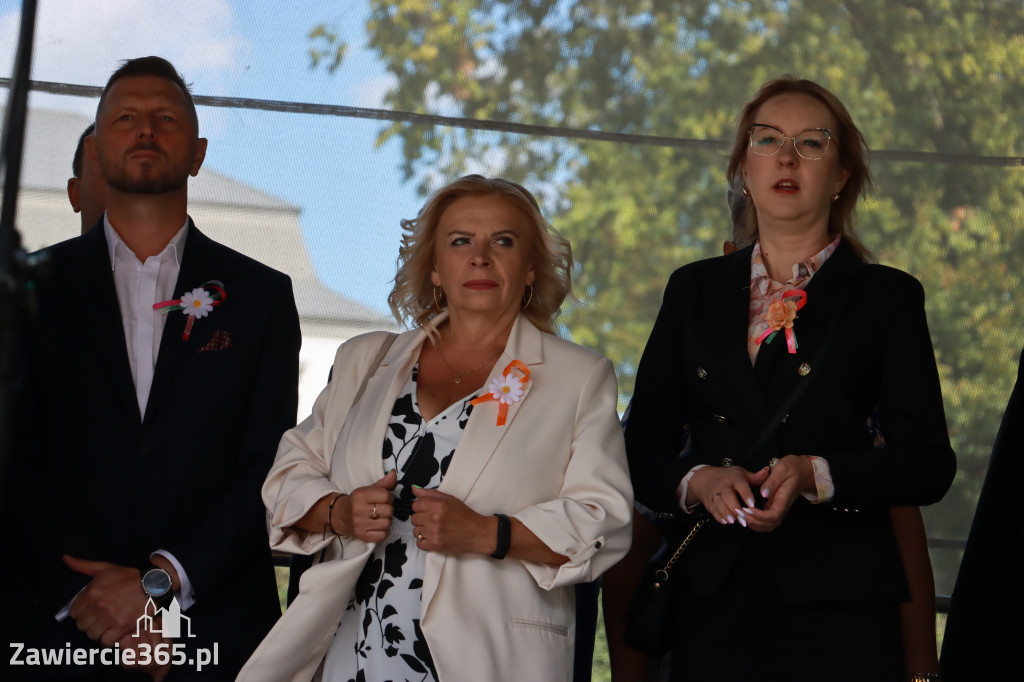 Fotorelacja I: GMINNE ŚWIĘTO PLONÓW część oficjalna. Irządze 2025!