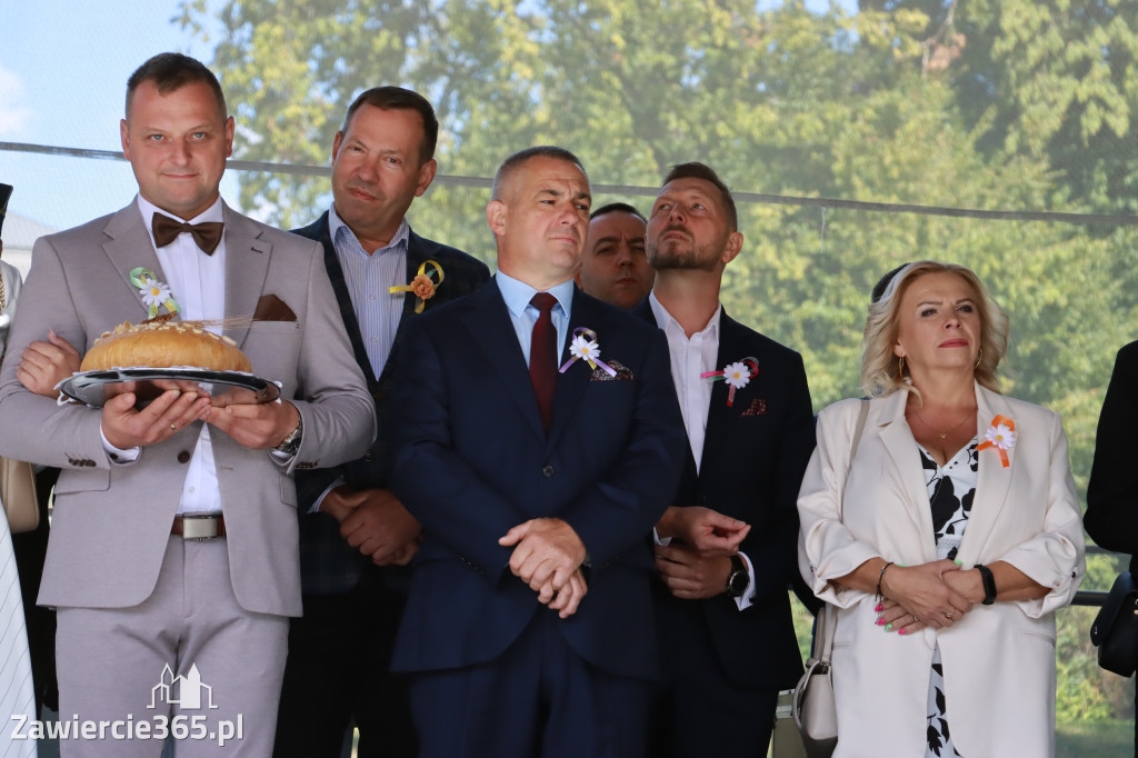 Fotorelacja I: GMINNE ŚWIĘTO PLONÓW część oficjalna. Irządze 2025!