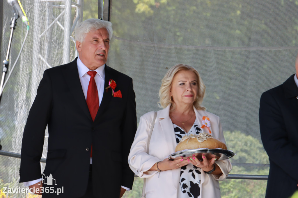 Fotorelacja I: GMINNE ŚWIĘTO PLONÓW część oficjalna. Irządze 2025!