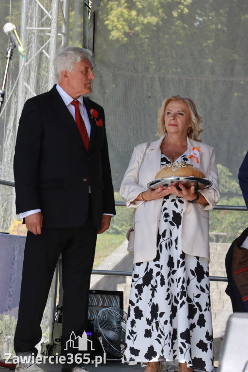 Fotorelacja I: GMINNE ŚWIĘTO PLONÓW część oficjalna. Irządze 2025!