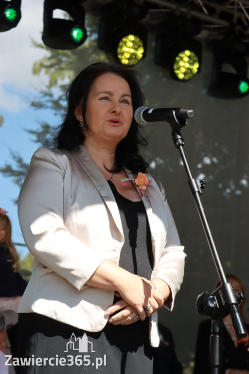 Fotorelacja I: GMINNE ŚWIĘTO PLONÓW część oficjalna. Irządze 2025!