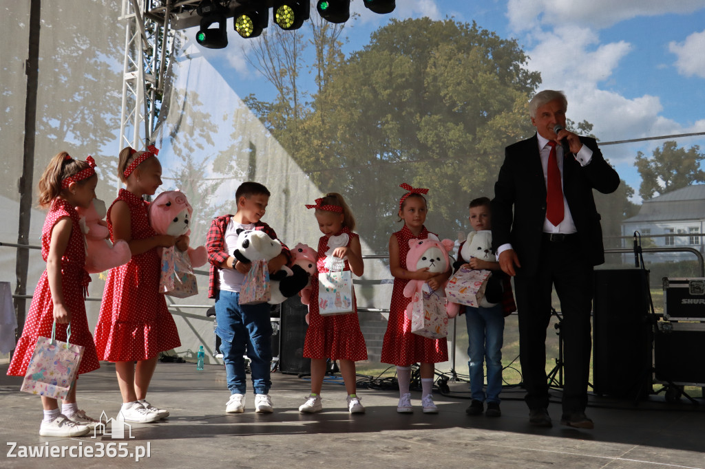Fotorelacja II: GMINNE ŚWIĘTO PLONÓW część artystyczna. Irządze 2025!