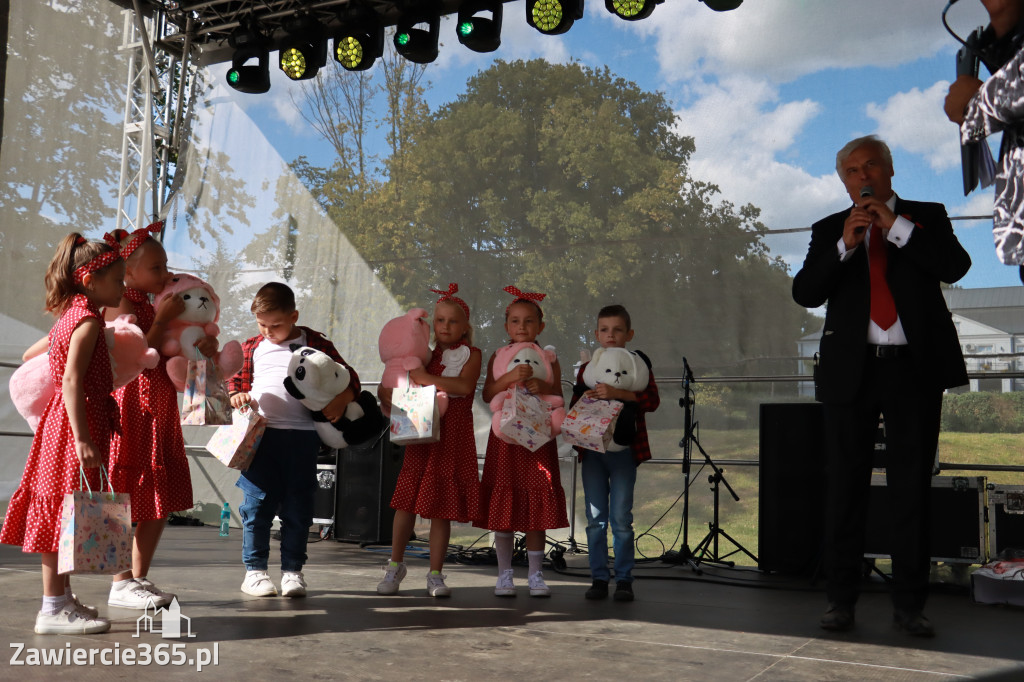 Fotorelacja II: GMINNE ŚWIĘTO PLONÓW część artystyczna. Irządze 2025!