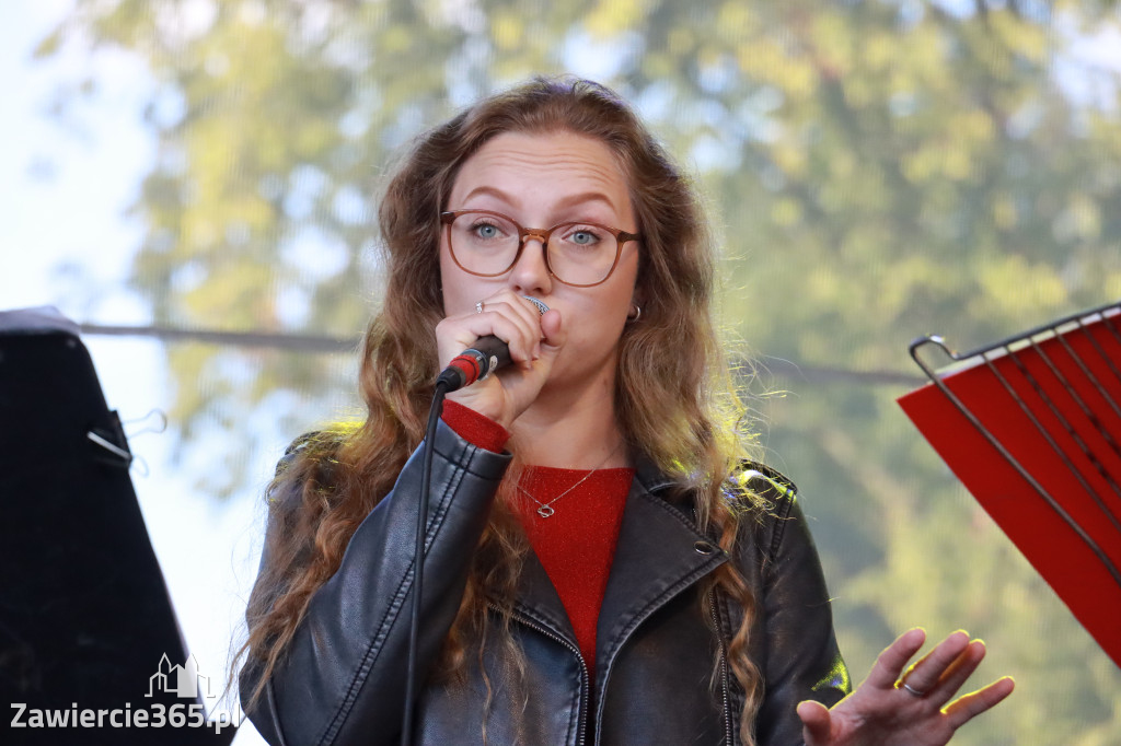Fotorelacja III: GMINNE ŚWIĘTO PLONÓW część artystyczna cd. Irządze 2025!