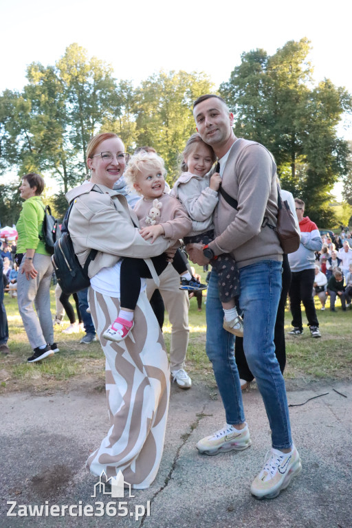 Fotorelacja III: GMINNE ŚWIĘTO PLONÓW część artystyczna cd. Irządze 2025!