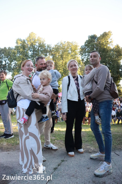 Fotorelacja III: GMINNE ŚWIĘTO PLONÓW część artystyczna cd. Irządze 2025!
