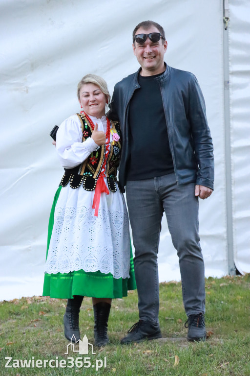 Fotorelacja III: GMINNE ŚWIĘTO PLONÓW część artystyczna cd. Irządze 2025!