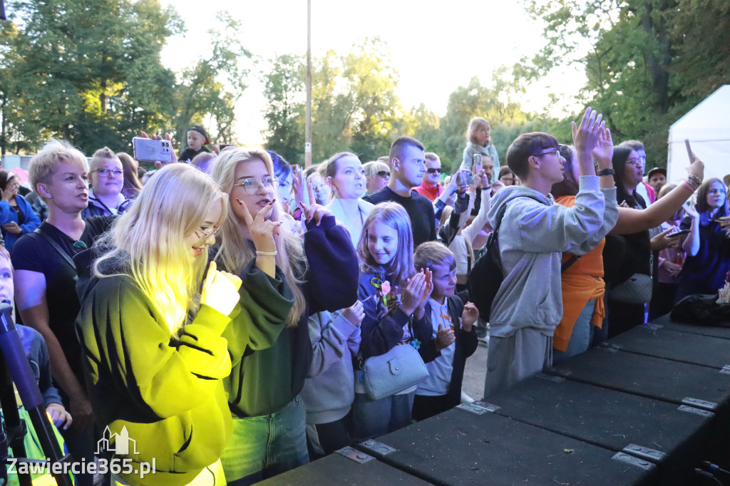 Fotorelacja III: GMINNE ŚWIĘTO PLONÓW część artystyczna cd. Irządze 2025!