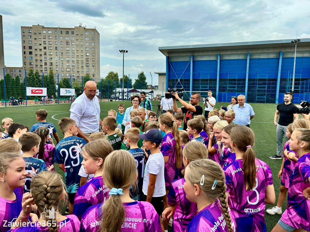 Fotorelacja:  Minister Sportu i Turystyki Jakub Rutnicki w Zawierciu