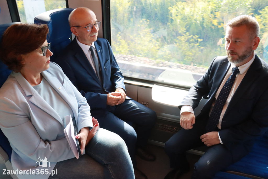 Fotorelacja: Kolejami Śląskimi z Zawiercia do Krakowa