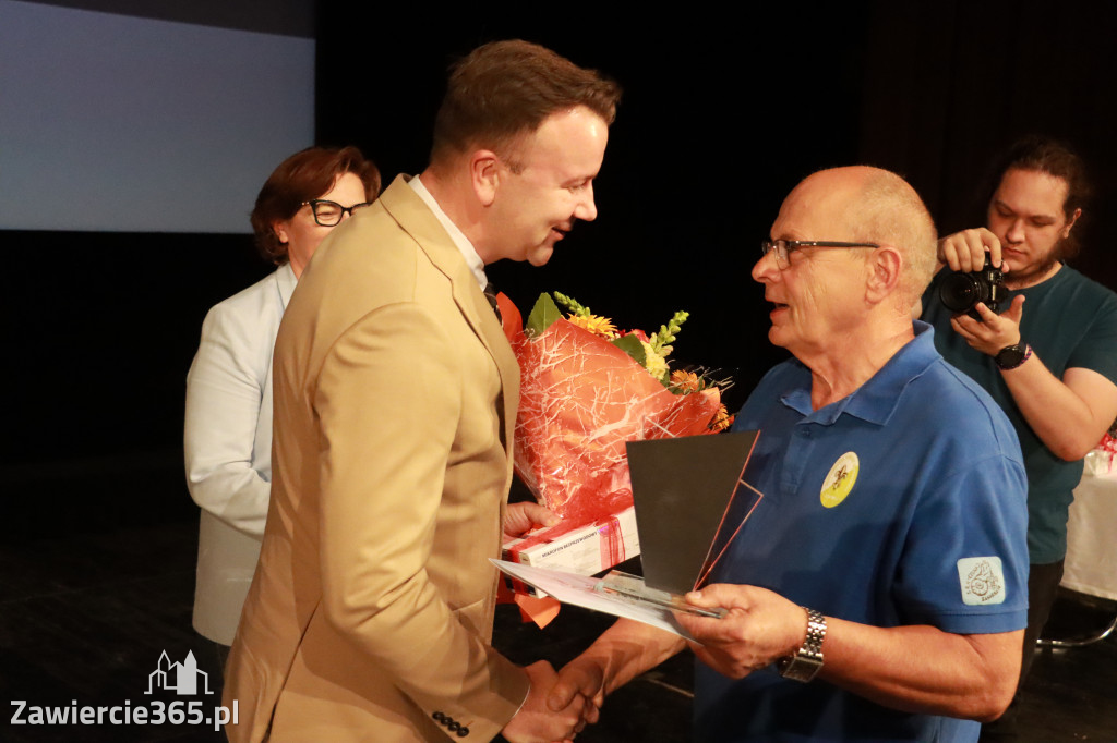 Fotorelacja I: 20 lat Kręgu Terenowego Stowarzyszenia Ruchu Harcerskiego CZUWAJ w Zawierciu
