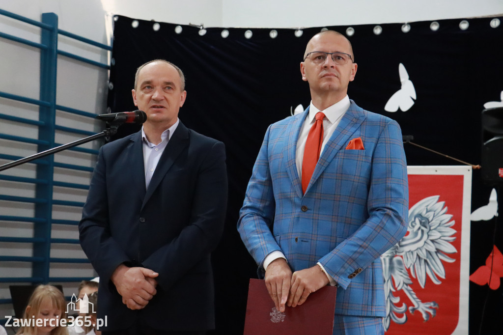 Fotorelacja: Uroczyste Rozpoczęcie Roku Szkolnego 2025/2026 w SP 5 w Zawierciu