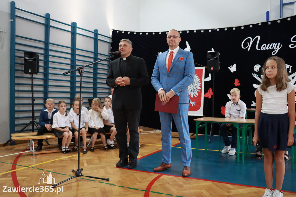 Fotorelacja: Uroczyste Rozpoczęcie Roku Szkolnego 2025/2026 w SP 5 w Zawierciu