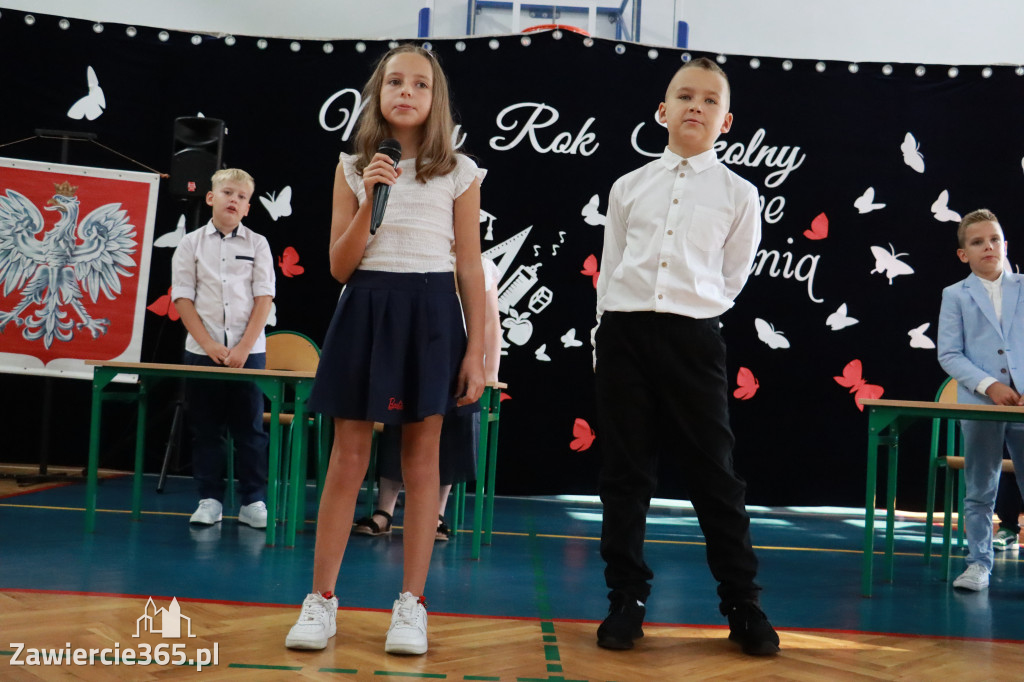 Fotorelacja: Uroczyste Rozpoczęcie Roku Szkolnego 2025/2026 w SP 5 w Zawierciu