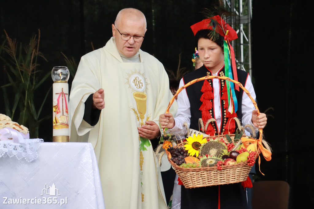 Fotorelacja I: XXVI Dożynki Powiatowo -Gminne w Łazach