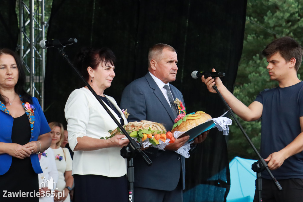 Fotorelacja I: XXVI Dożynki Powiatowo -Gminne w Łazach