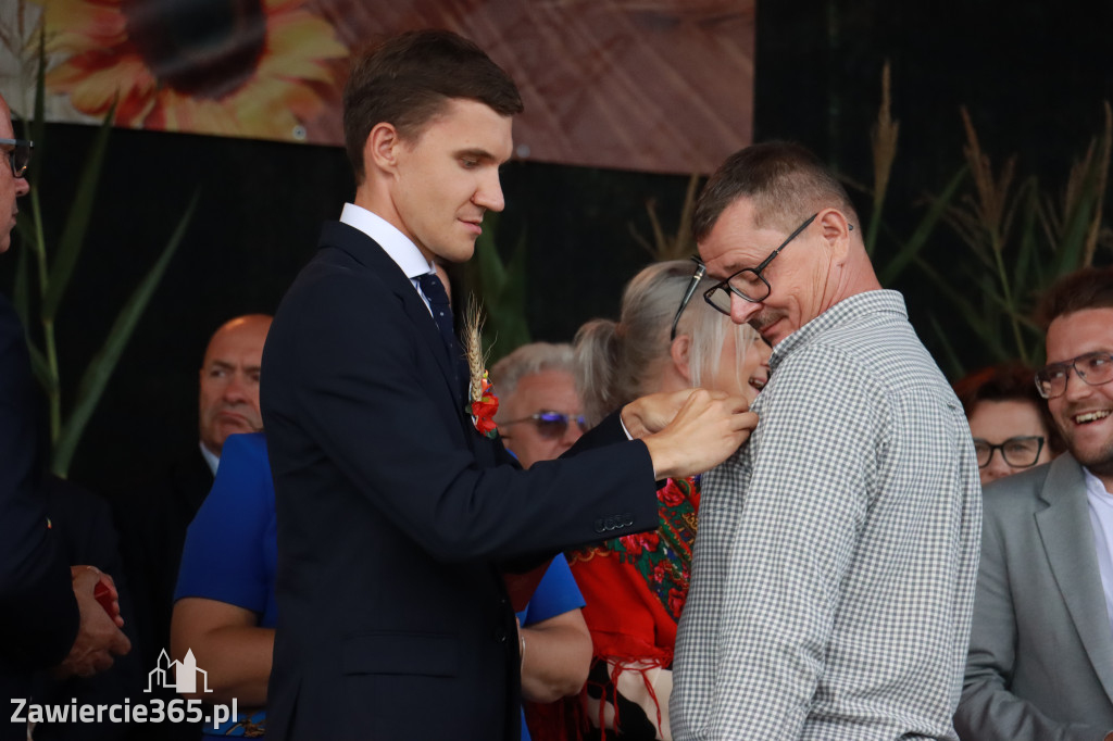 Fotorelacja I: XXVI Dożynki Powiatowo -Gminne w Łazach