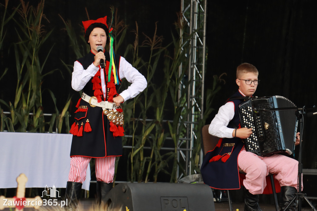 Fotorelacja II: XXVI Dożynki Powiatowo - Gminne w Łazach