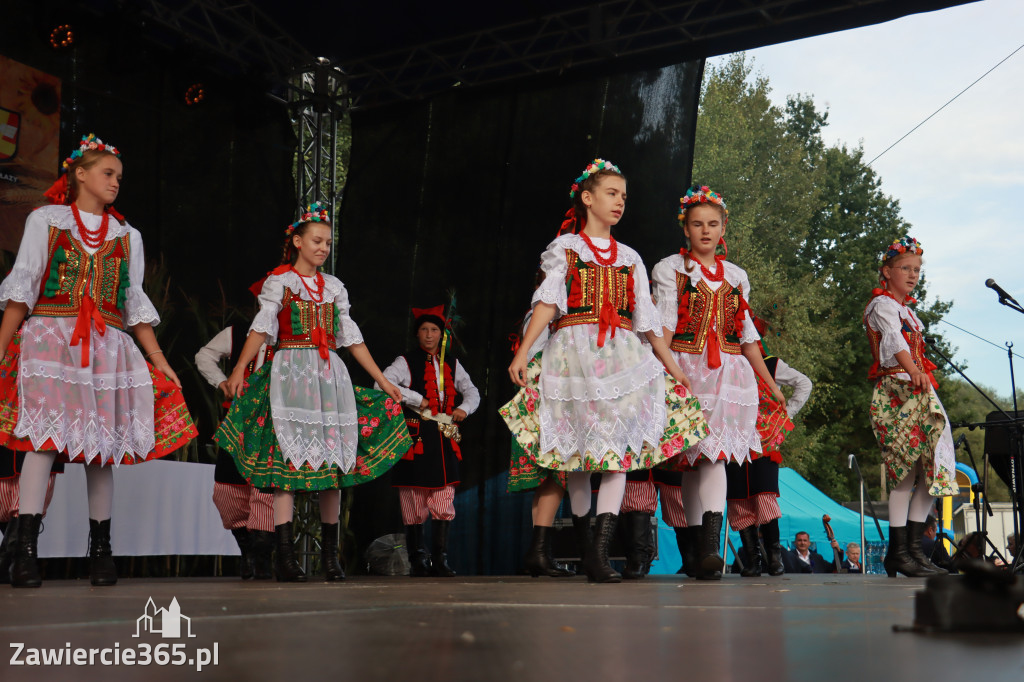 Fotorelacja II: XXVI Dożynki Powiatowo - Gminne w Łazach