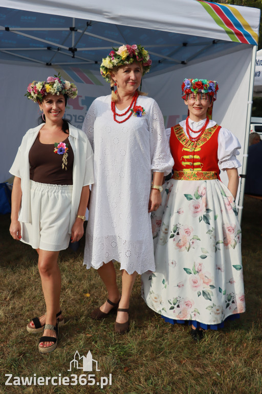 Fotorelacja II: XXVI Dożynki Powiatowo - Gminne w Łazach