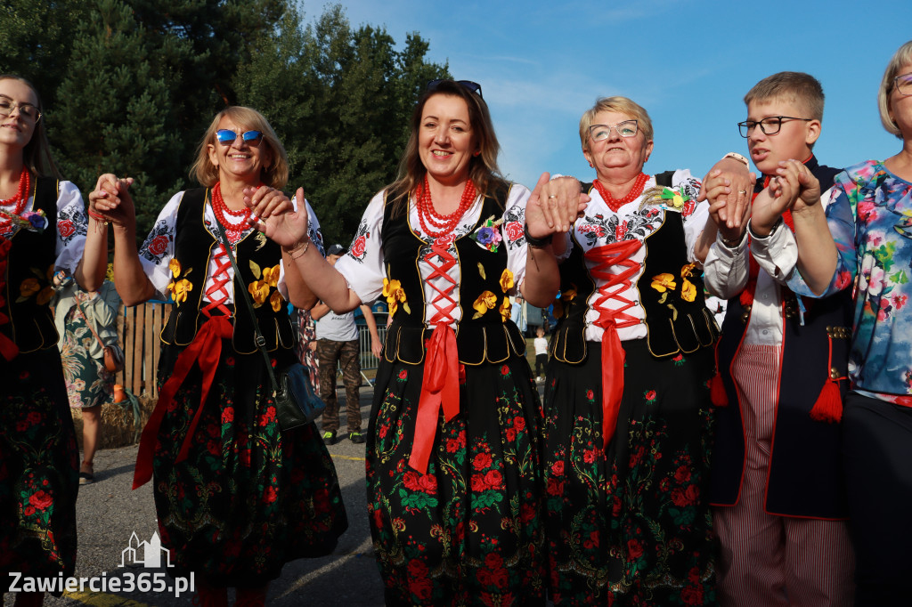 Fotorelacja II: XXVI Dożynki Powiatowo - Gminne w Łazach