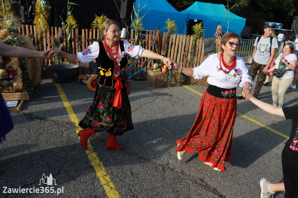 Fotorelacja II: XXVI Dożynki Powiatowo - Gminne w Łazach