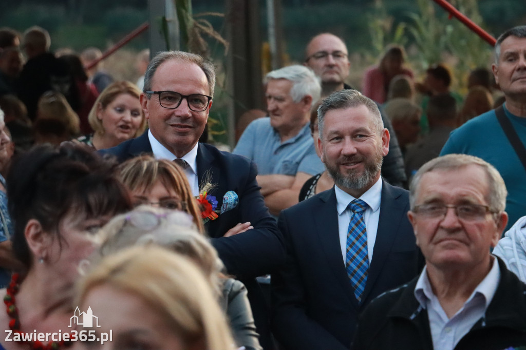 Fotorelacja III: XXVI Dożynki Powiatowo - Gminne w Łazach