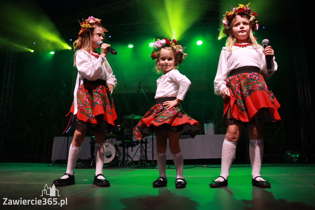 Fotorelacja III: XXVI Dożynki Powiatowo - Gminne w Łazach