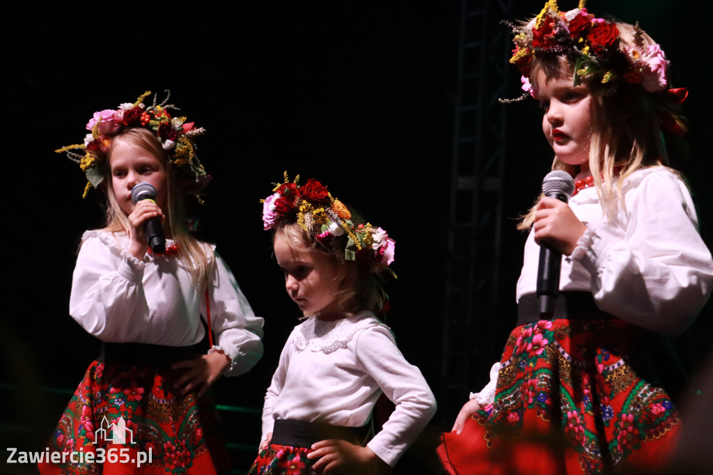 Fotorelacja III: XXVI Dożynki Powiatowo - Gminne w Łazach