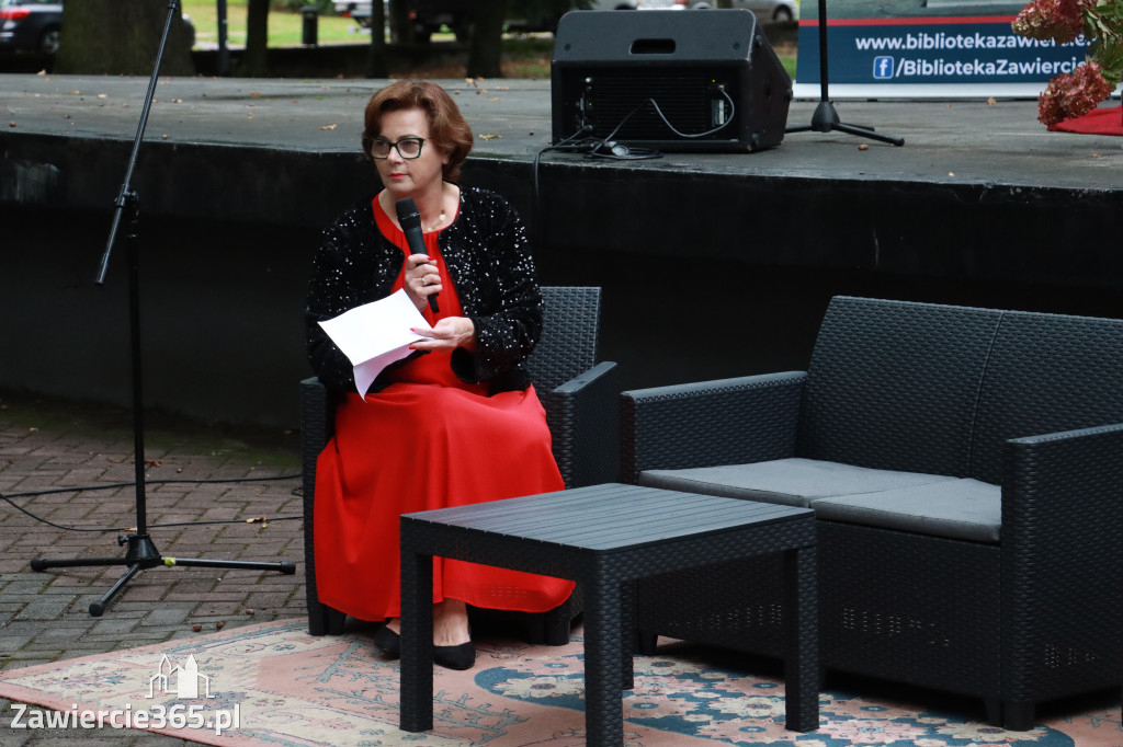 Fotorelacja: Narodowe Czytanie w Zawierciu