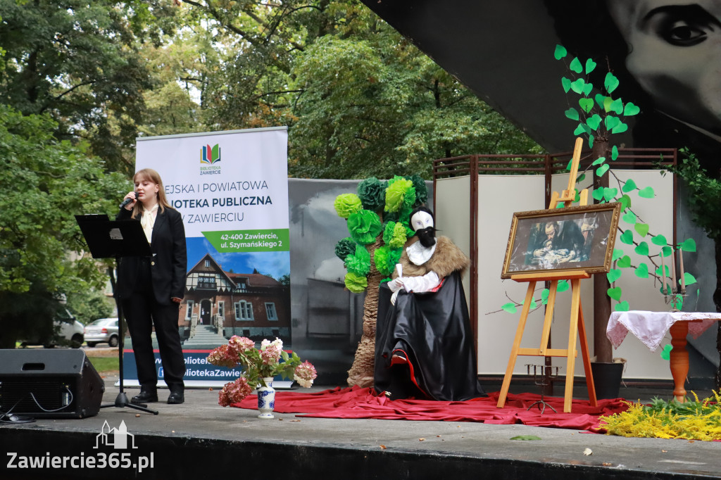 Fotorelacja: Narodowe Czytanie w Zawierciu