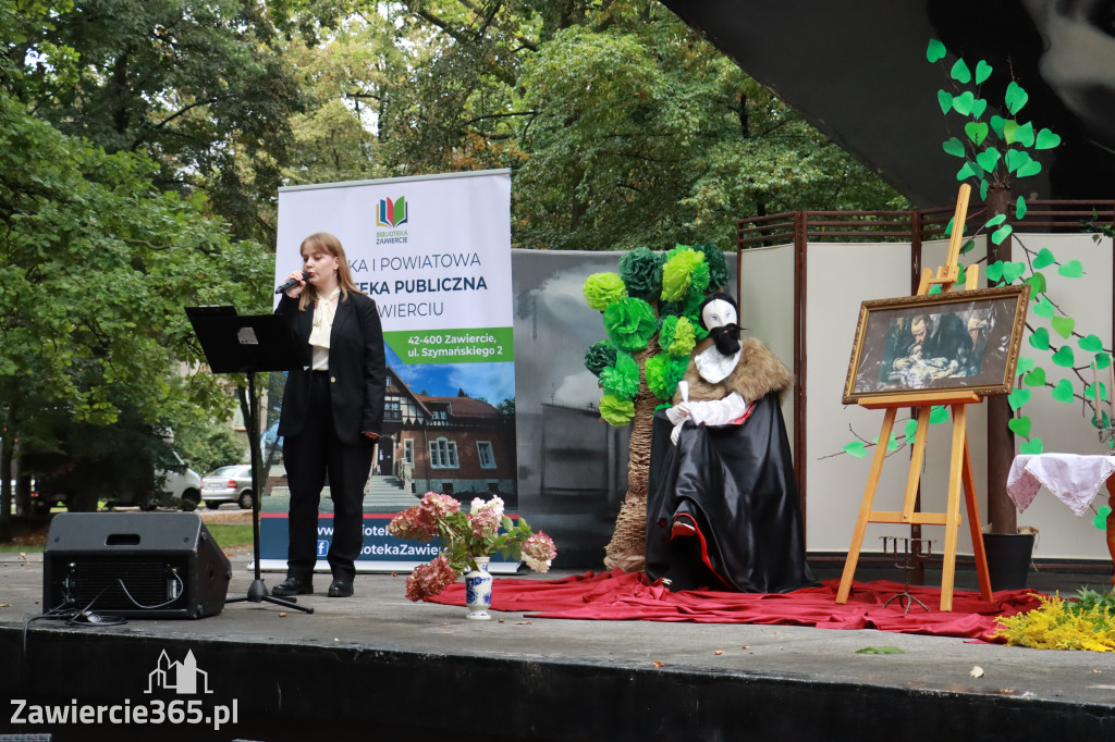 Fotorelacja: Narodowe Czytanie w Zawierciu