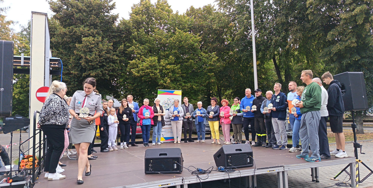 Fotorelacja: Piknik Organizacji Pozarządowych w Zawierciu