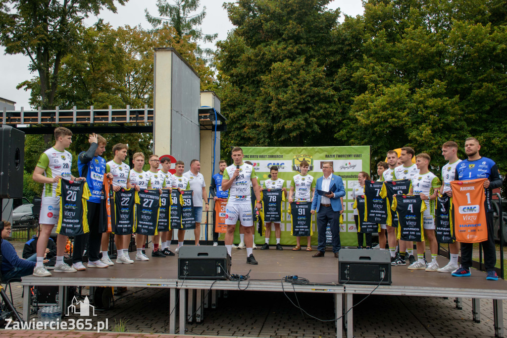 Fotorelacja: Piknik Organizacji Pozarządowych w Zawierciu