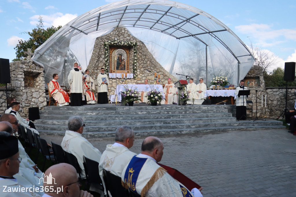 Fotorelacja I: Uroczysta Koronacja Cudownego Obrazu Matki Bożej Skarżyckiej